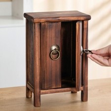 Nuova religione in legno