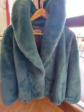 Pelliccia ecologica donna