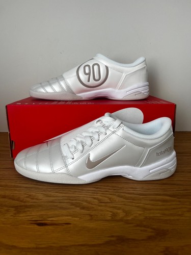 Baskets nike total iii - nike,