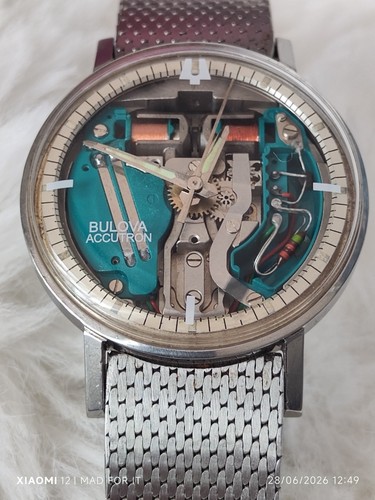 Swiss bulova accutron - bulova,