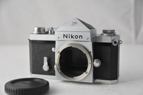 Corpo nikon eye level - eye,