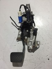 8v512450cc PEDALE FRENO FORD