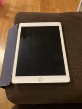 Apple iPad Pro 9.7"  32GB  Wi-Fi  - Tablet - Grigio siderale