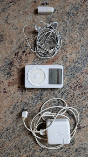 Apple ipod classic - apple, 1st