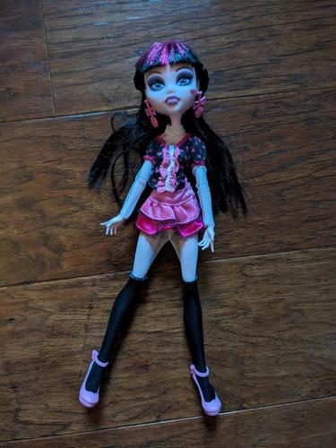 Bambola monster high - monster,