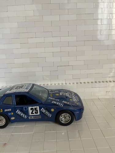 Burago porsche 924 - 1:24,