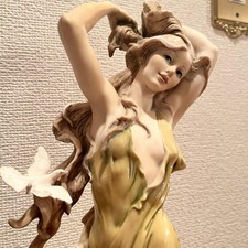 Statuina bambola Firenze