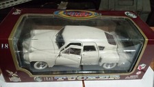 Road Legends 1948 Tucker 1:18