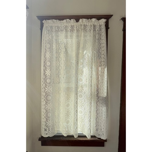 Tenda vintage all'uncinetto