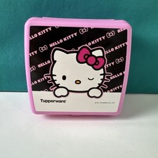 Tupperware Sandwich Keeper