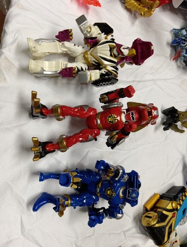 Power rangers dino - rangers, thunder