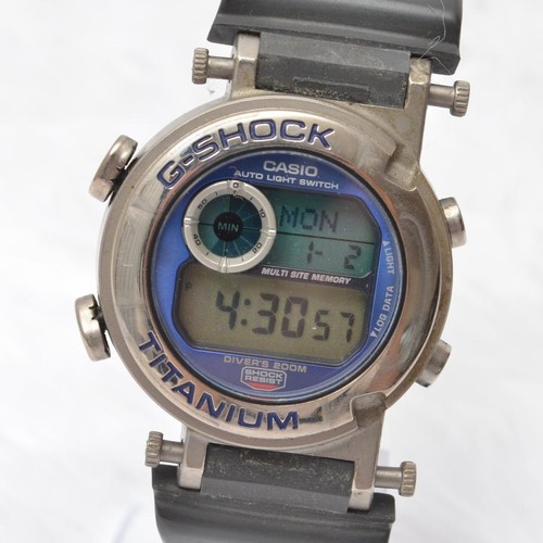 Orologio subacqueo digitale