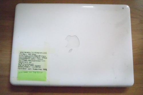 Apple macbook a1342 3 - apple, 7.1