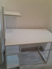 Scrivania Bianca per Computer con Scaffale 