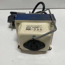 Trasformatore automatico monofase Manuma 300VA 110/220V 50/60Hz (made in Spain)