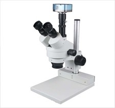 Microscopio trinoculare stereo