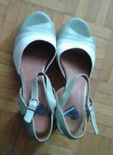 Sandalo DONNA Nuovo. Bicolore: Beige e verde Misura: 39