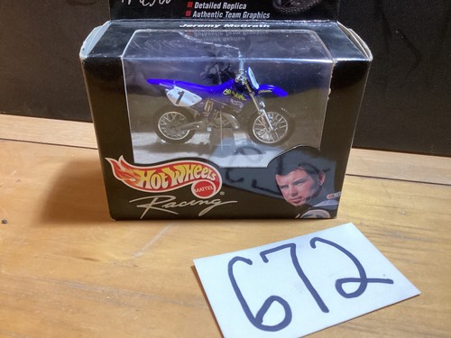 Hot wheels moto core - hot,