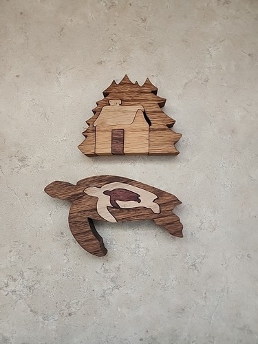 Two vintage wooden puzzles - wooden,
