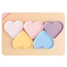 Ciotola in ceramica a forma di