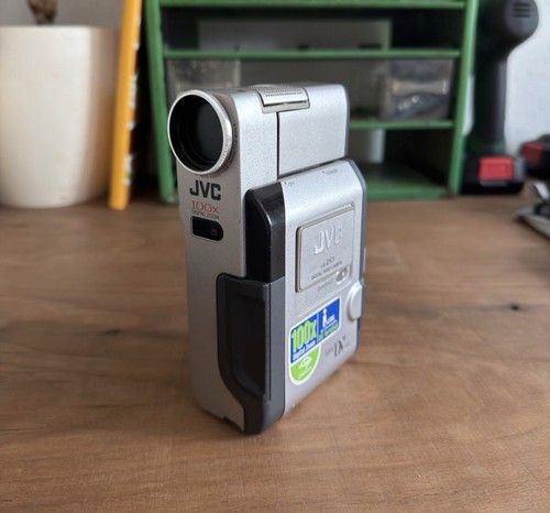 Videocamera jvc dv3 mini - mini, dv