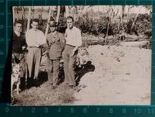 FOTO UOMINI E MILIKTARE CAMPI