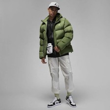 Nike Air Jordan Essentials