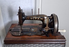 RARE ANTIQUE 3/4 SIZE SEWING