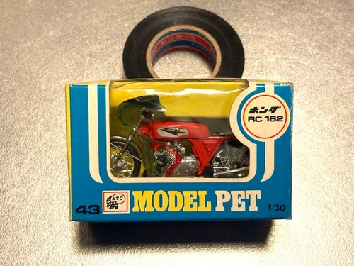 Raro modellino auto giocattolo