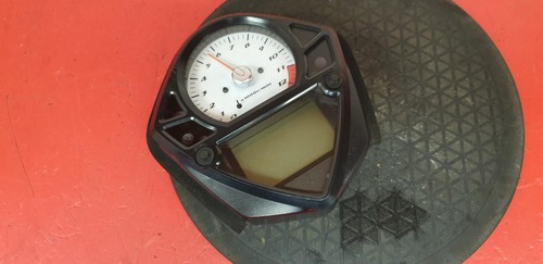 Suzuki sv650 speedo instrument - speedo,