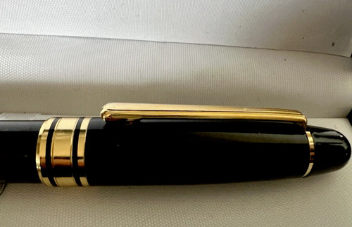 Penna stilografica lacca nera