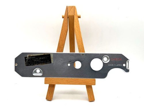 Konica autoreflex base - base, plate