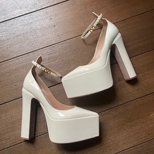 Scarpe donna Valentino Garavani