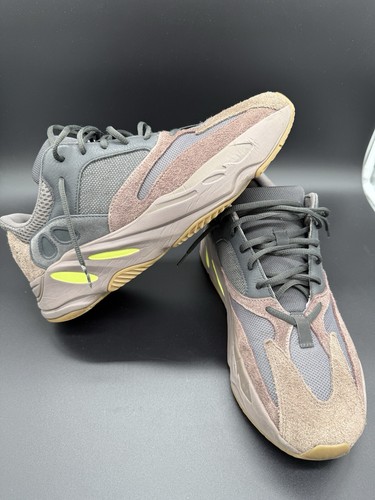 Adidas yeezy boost 700 - 700, v1