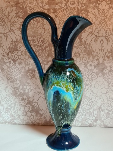 Brocca brocca ceramica blu