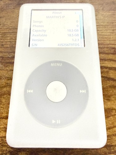 Apple ipod 4th - 4th, generation