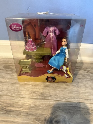 Disney store bella - la, e