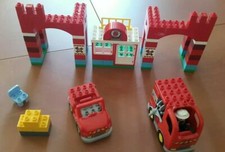 LEGO DUPLO - VINTAGE - USATO - CASERMA POMPIERI - 10593 INCOMPLETO MA BELLO !!!