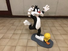 Statua In Resina Gatto Silvestro E Titti