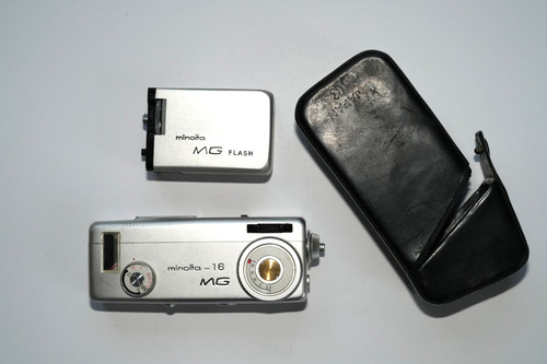 Minolta avec flash - minolta,