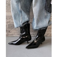 Stivaletti donna a punta vera