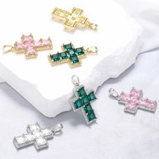 Collana con ciondolo croce