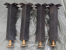 4 Gambe in ferro con piedino regolabile in ottone (altezza da 15,00 cm a 17 cm)