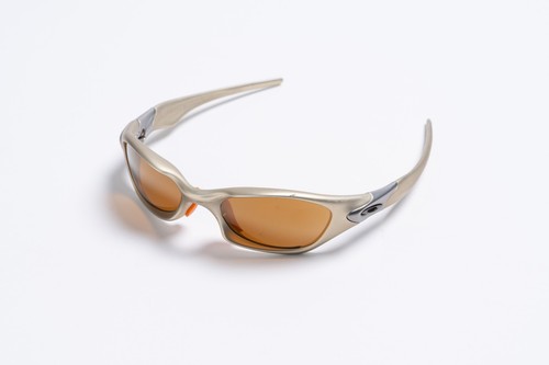 Occhiali sole oakley valve - occhiali,