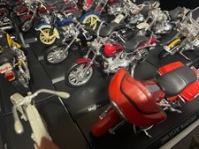 Harley Davidson 1:18  Hachette