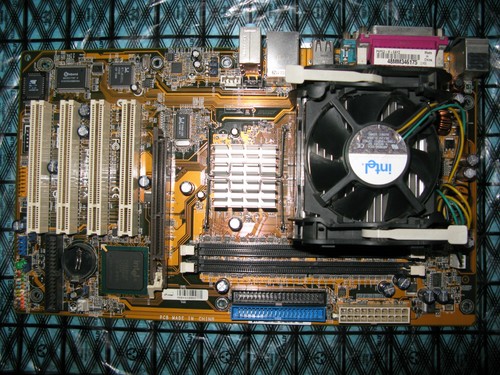 Asus p4pe2 socket 478 intel - asus,