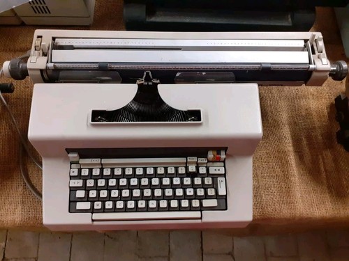 Olivetti macchina scrivere - olivetti,
