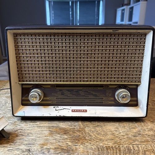 Philips vintage value radio - value,