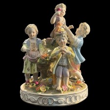 Gruppo Putti in Porcellana Europea composizione artistica Famiglia scena '800