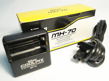 Caricabatterie Nikon MH-70
